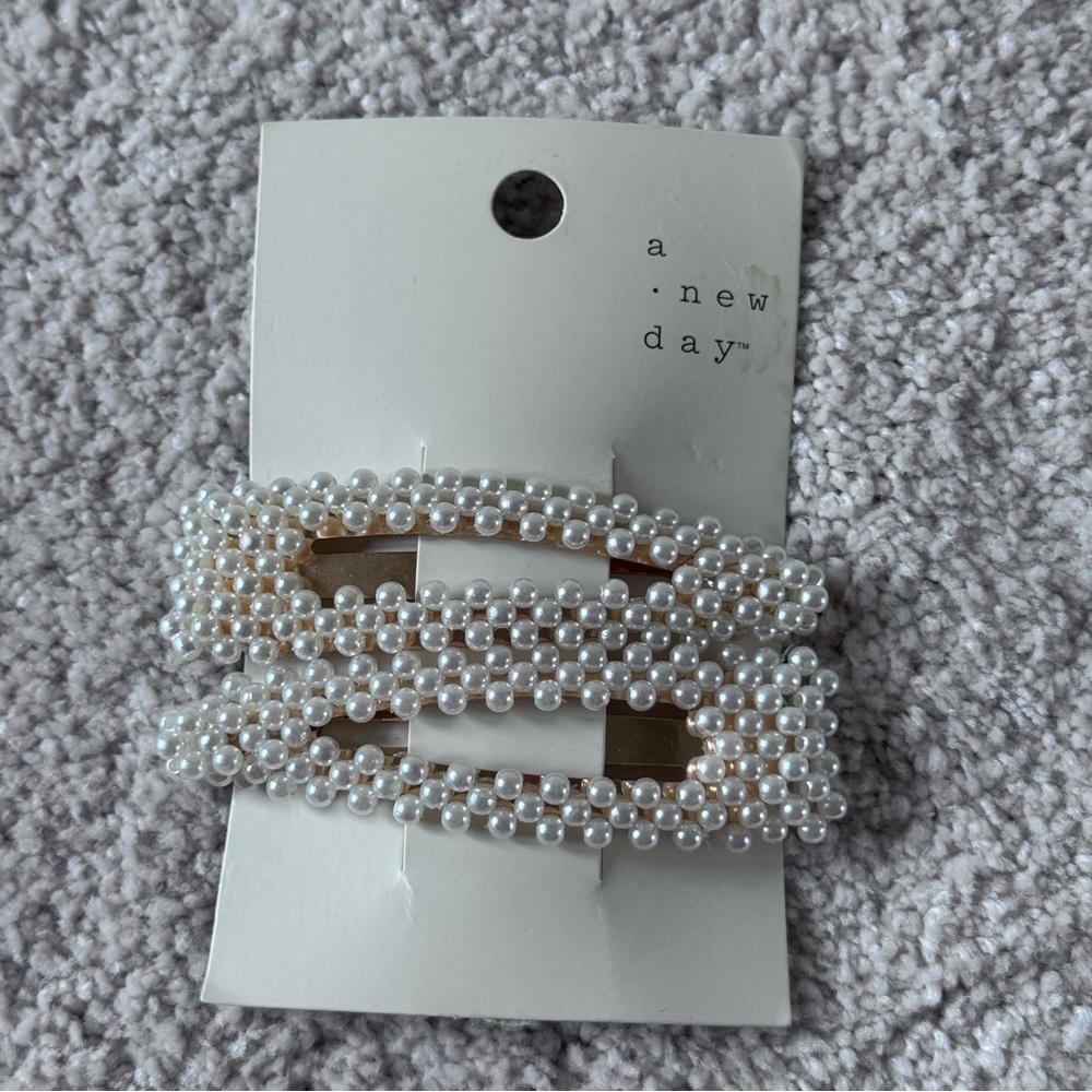 A New Day Pearl Hair Clips